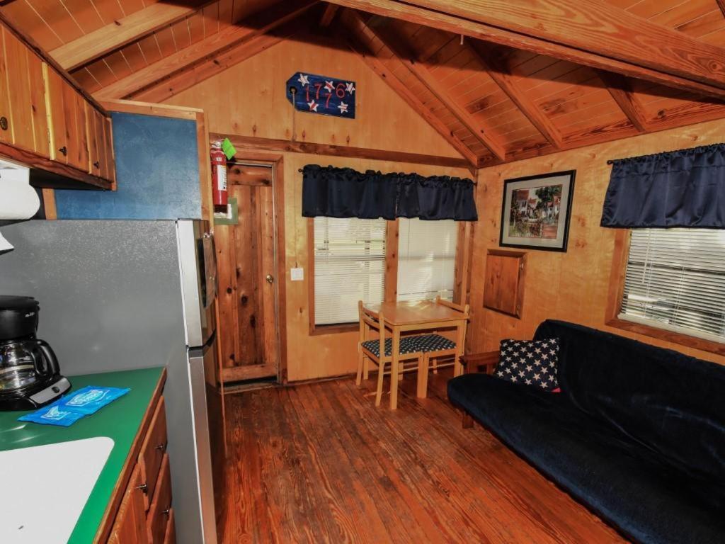 Lakeview Cedar Cabin - Uncle Sams Cabin - 3 Mead Exterior photo